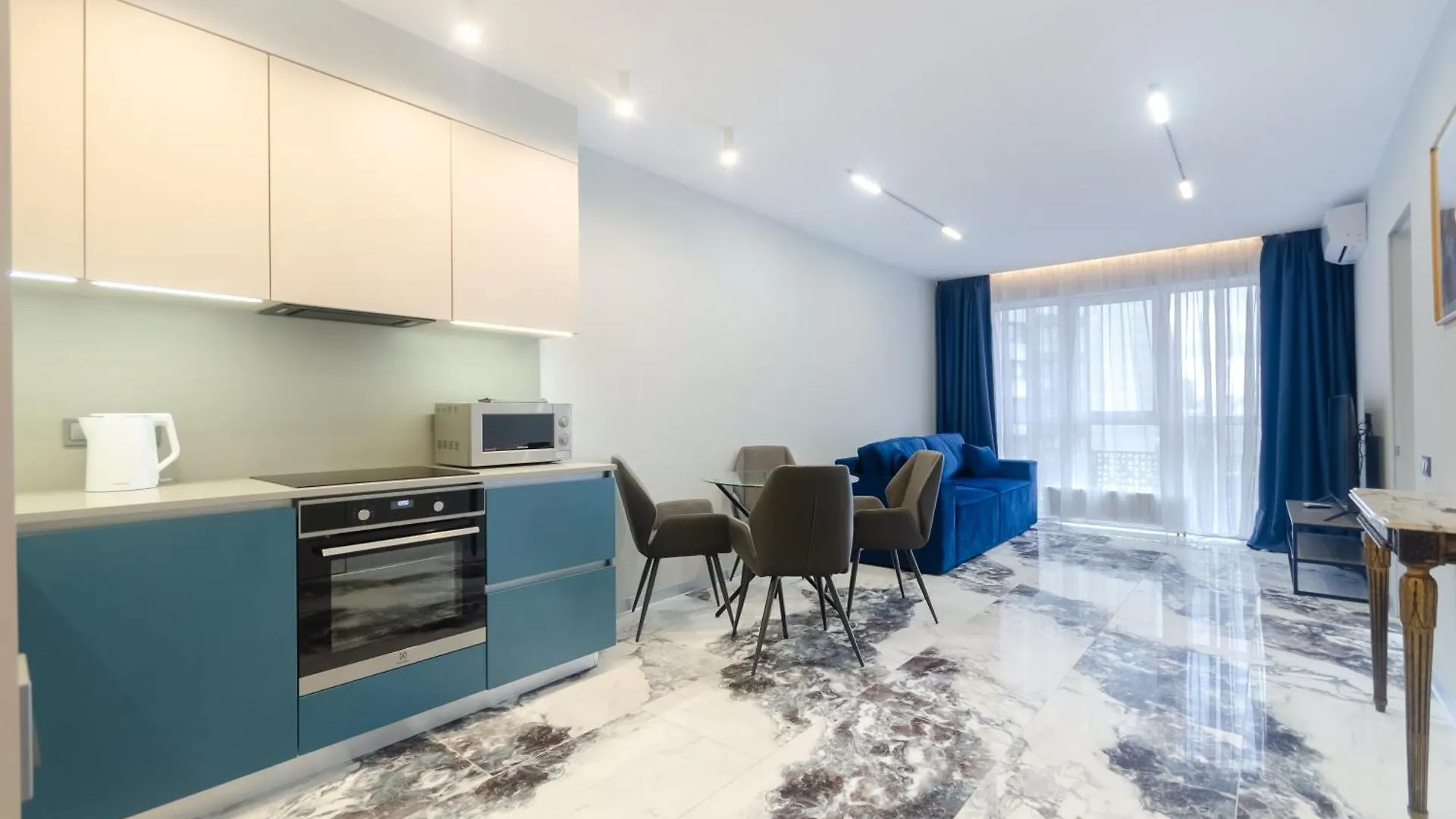 Petrovdom Apartments 07-23 In Rc Kvartet, Vasylia Lypkivskoho 16Б 基輔