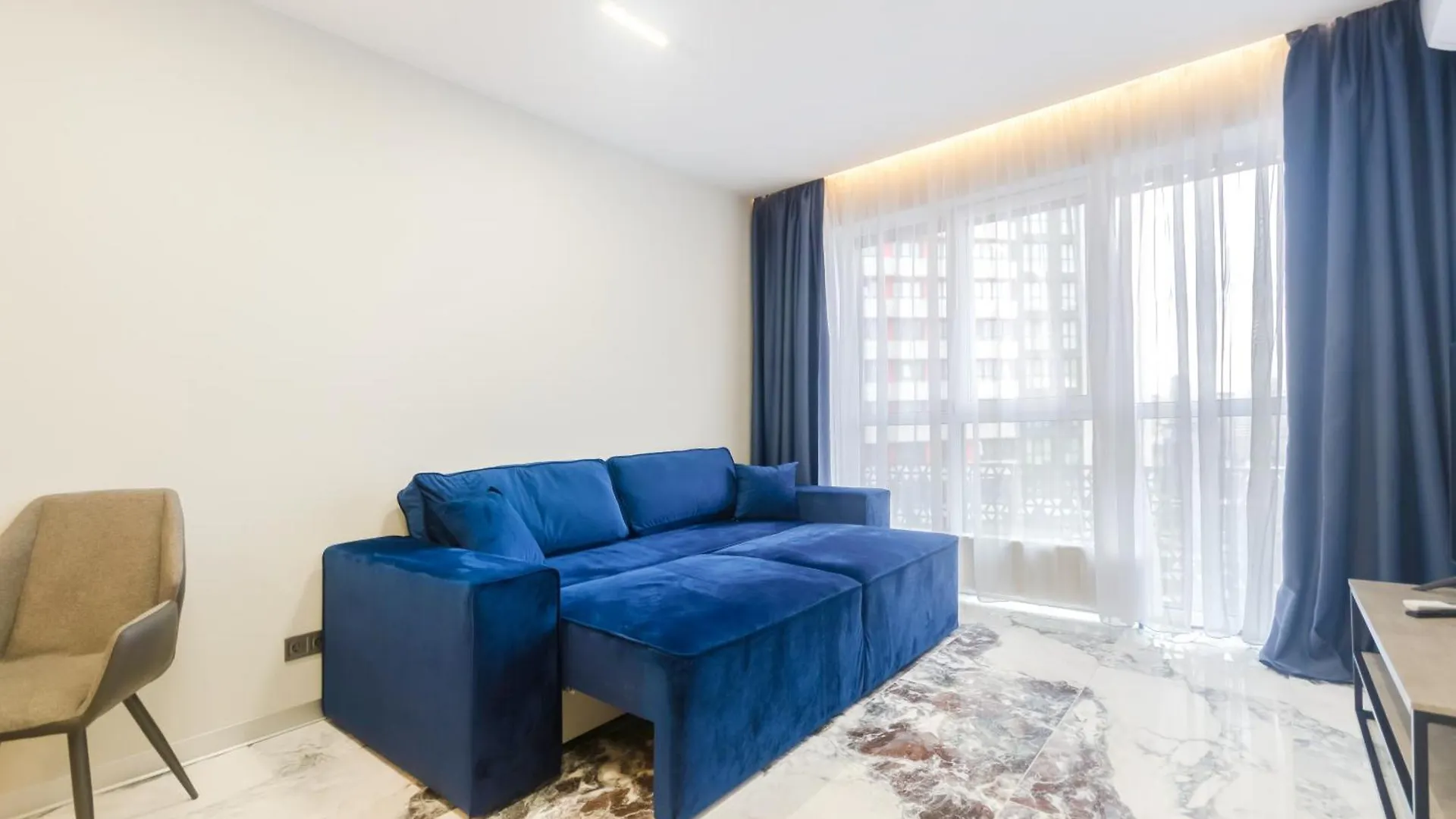 Petrovdom Apartments 07-23 In Rc Kvartet, Vasylia Lypkivskoho 16Б 基輔