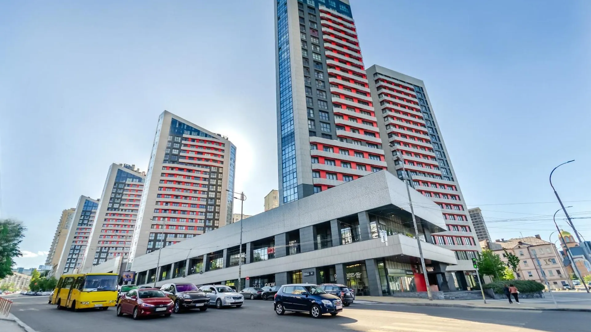 Petrovdom Apartments 07-23 In Rc Kvartet, Vasylia Lypkivskoho 16Б Kiev