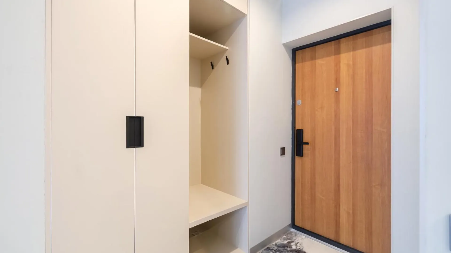 Petrovdom Apartments 07-23 In Rc Kvartet, Vasylia Lypkivskoho 16Б 基輔